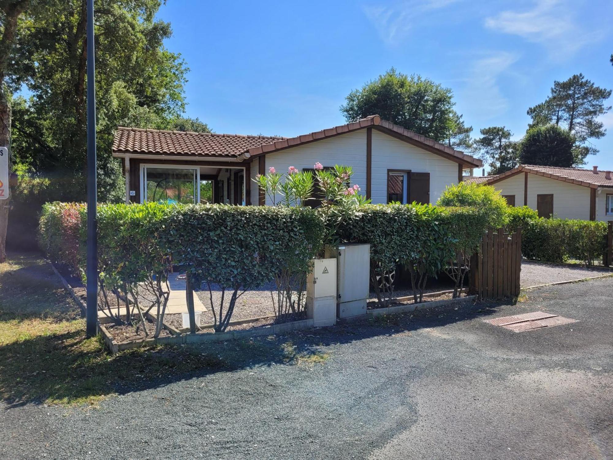 Chalet Familial Entre Lac Et Foret Azur Exterior photo
