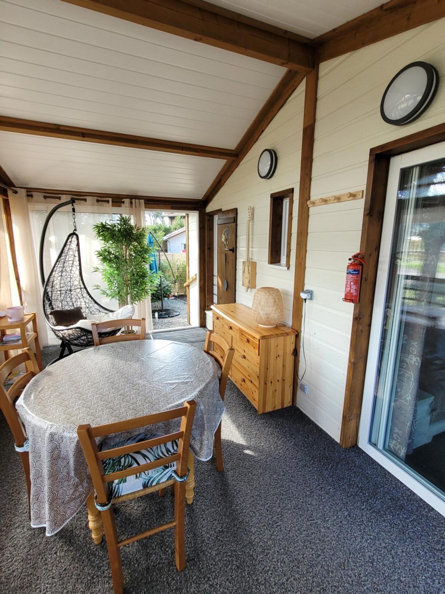 Chalet Familial Entre Lac Et Foret Azur Exterior photo